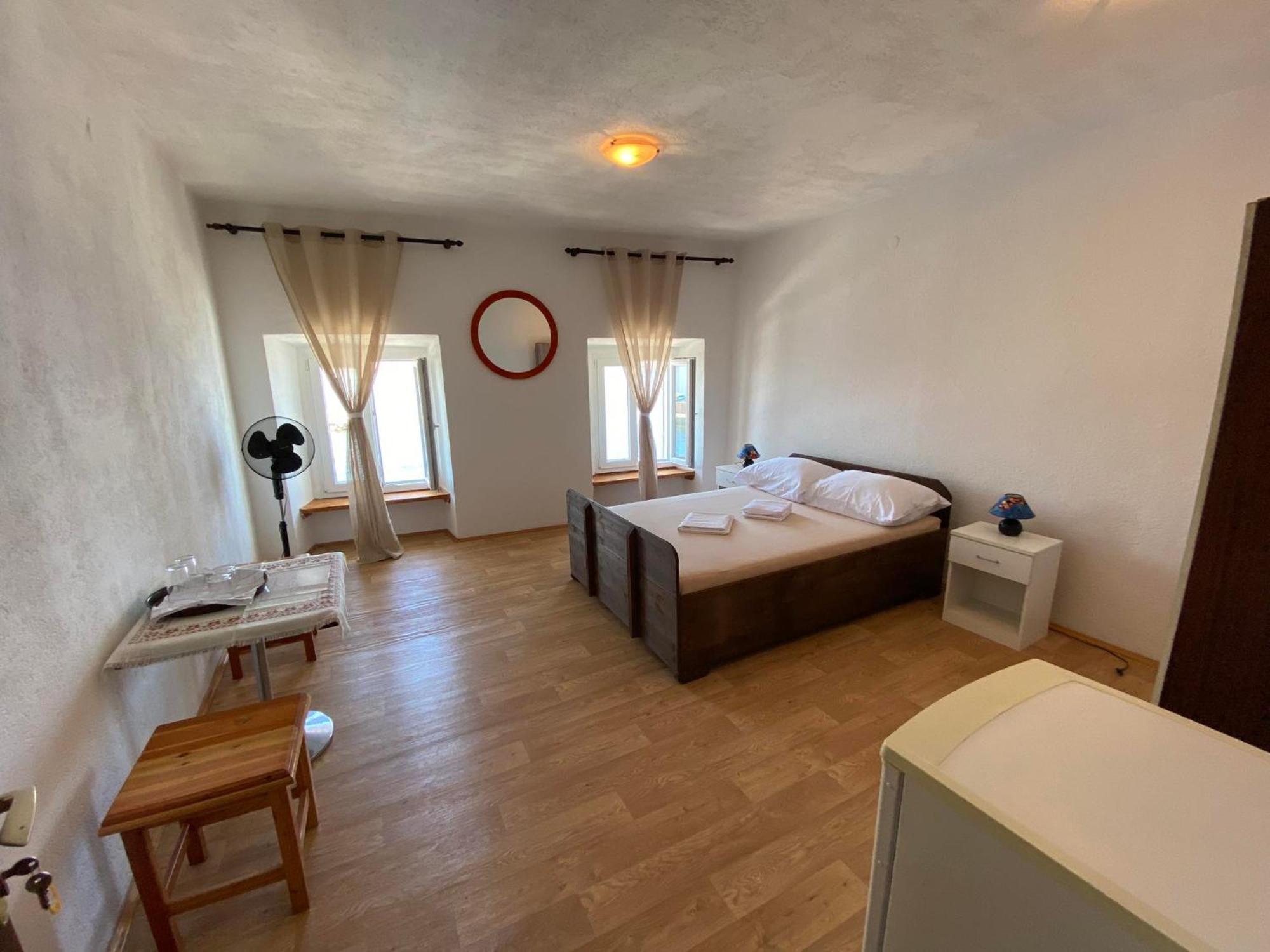 Studio Apartman I Sobe Sidro Karlobag Dış mekan fotoğraf
